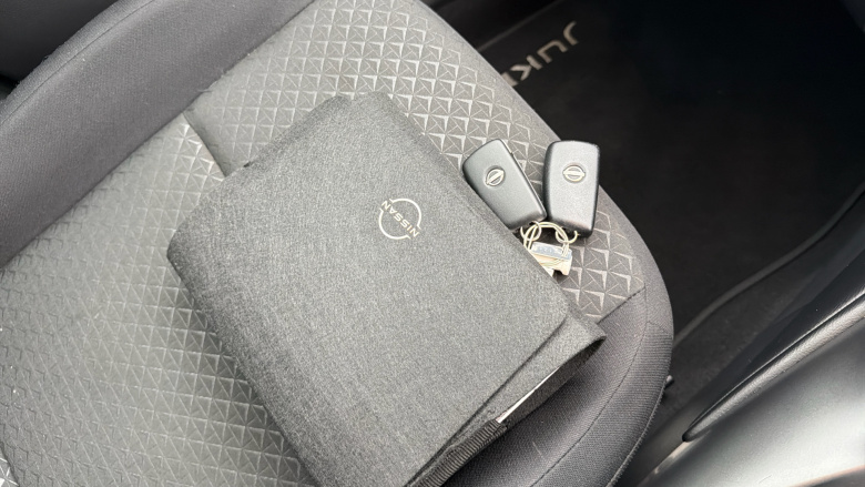 Nissan Juke 1.0 DiG-T Acenta Premium 5dr Petrol Hatchback